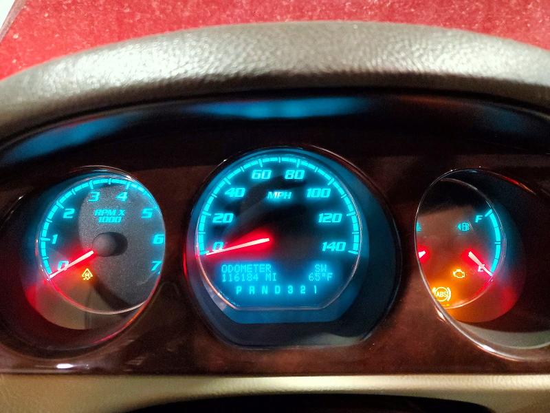 49643866 :رقم المزاد ، 1G4HC5EMXAU109400 vin ، 2010 Buick Lucerne مزاد بيع