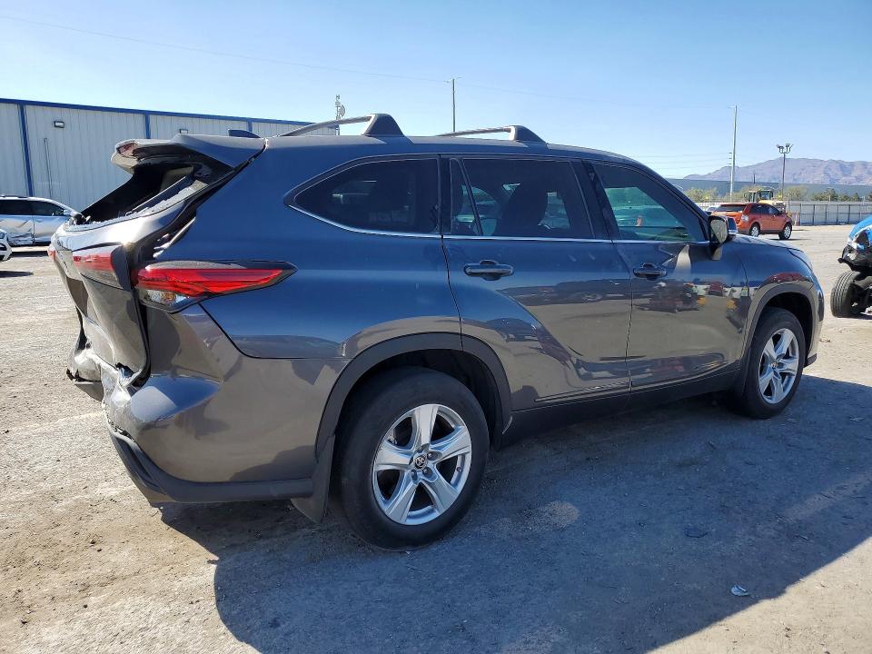 2022 Toyota Highlander მანქანა იყიდება აუქციონზე, vin: 5TDBZRBH2NS240273, აუქციონის ნომერი: 50502966