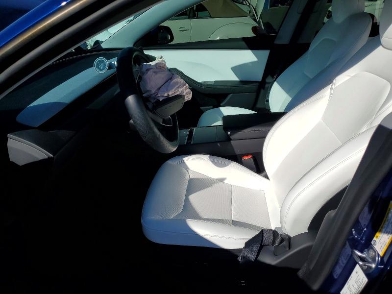50149046 :رقم المزاد ، 5YJ3E1EA1SF041876 vin ، 2025 Tesla Model 3 مزاد بيع