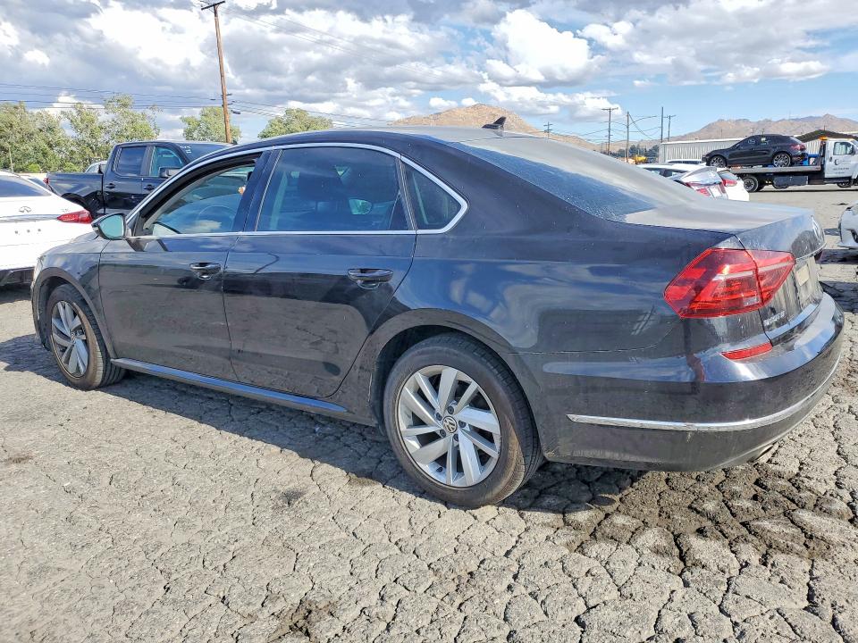 Продаж на аукціоні авто 2018 Volkswagen Passat, vin: 1VWBA7A38JC002356, номер лоту: 49612436