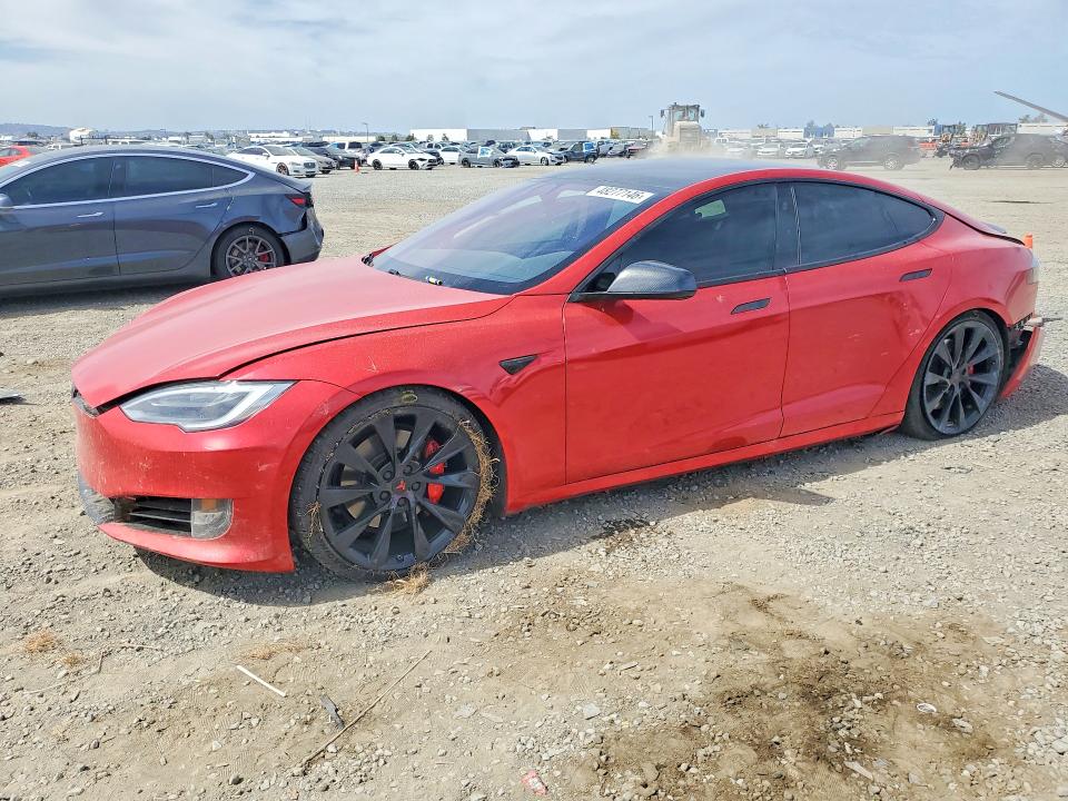 Продажа на аукционе авто 2018 Tesla Model S, vin: 5YJSA1E43JF267515, номер лота: 48277146