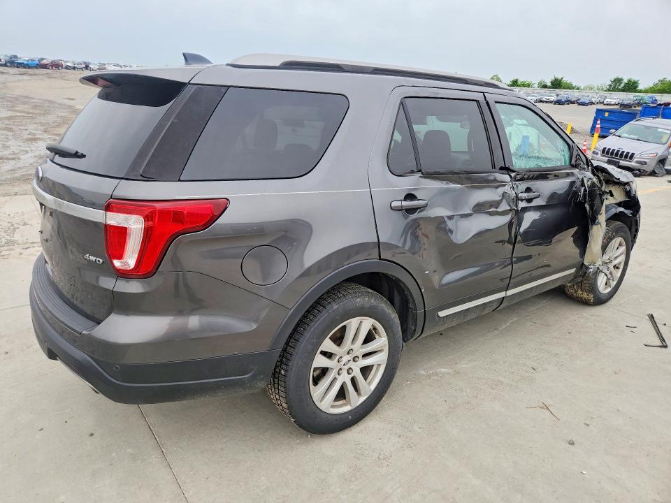 50994206 :رقم المزاد ، 1FM5K8D86JGA65695 vin ، 2018 Ford Explorer مزاد بيع