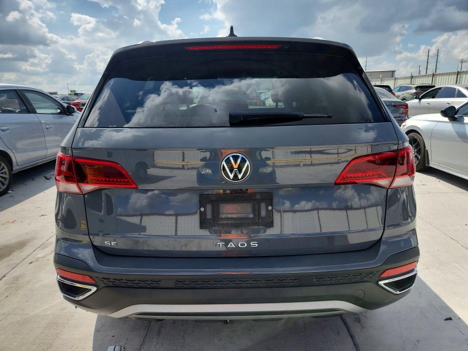 49717846 :رقم المزاد ، 3VVRX7B27NM009309 vin ، 2022 Volkswagen Taos مزاد بيع