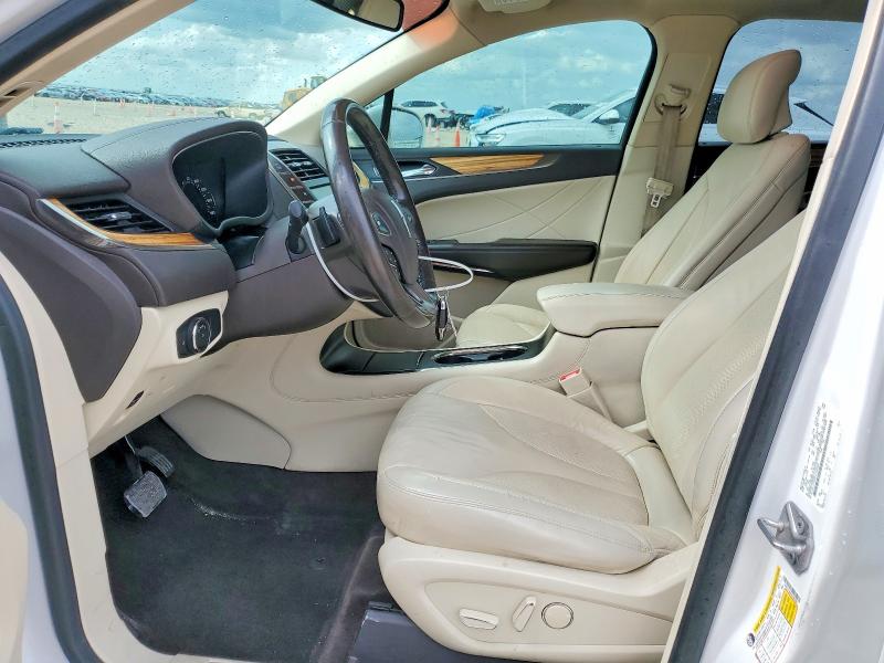 49406126 :رقم المزاد ، 5LMCJ1A95FUJ09299 vin ، 2015 Lincoln Mkc مزاد بيع