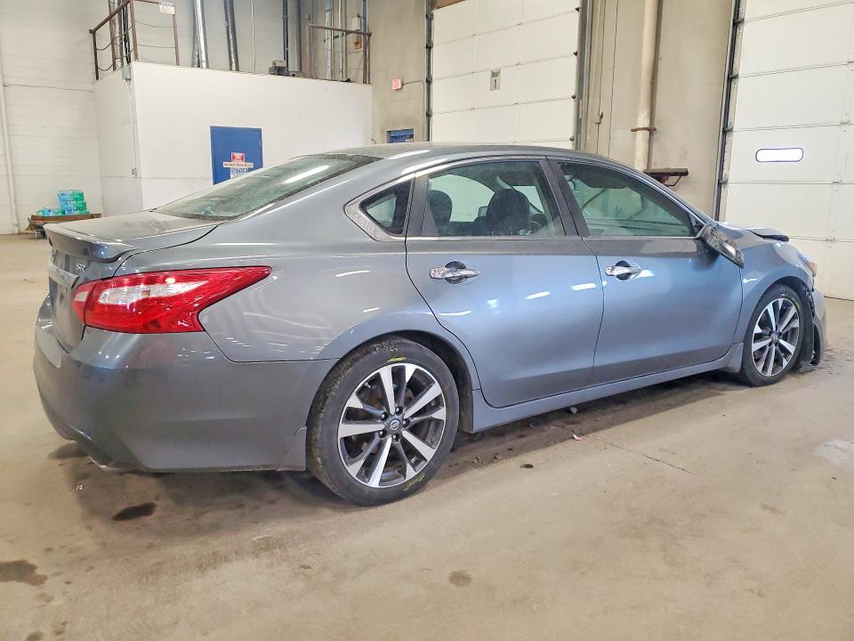51112526 :رقم المزاد ، 1N4AL3AP3GC162535 vin ، 2016 Nissan Altima مزاد بيع
