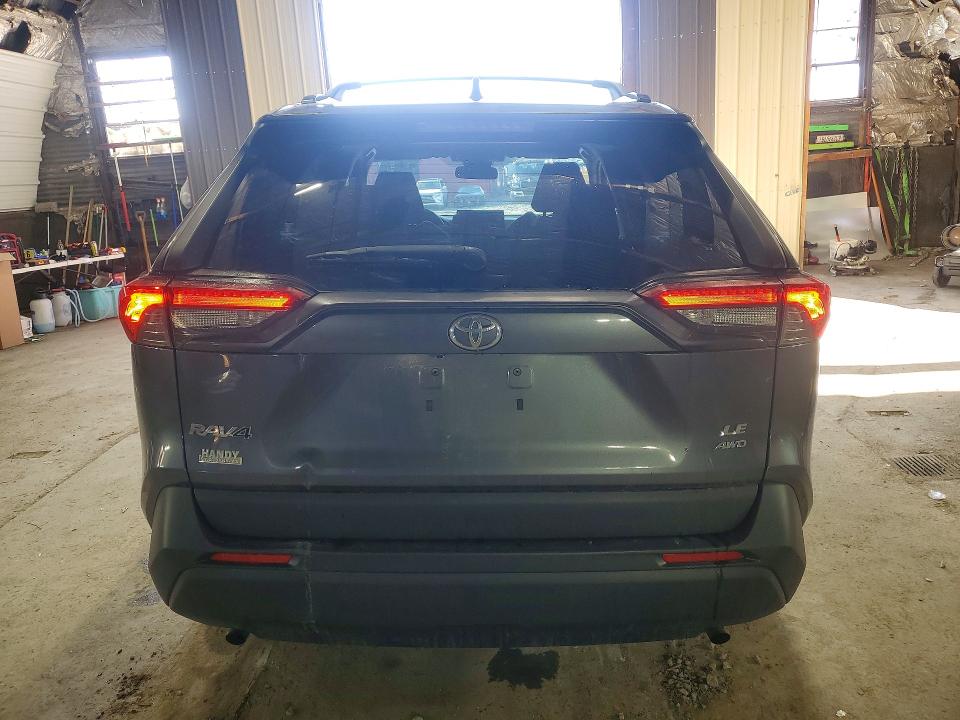 Продажа на аукционе авто 2019 Toyota Rav4, vin: JTMF1RFV9KD016580, номер лота: 49179326