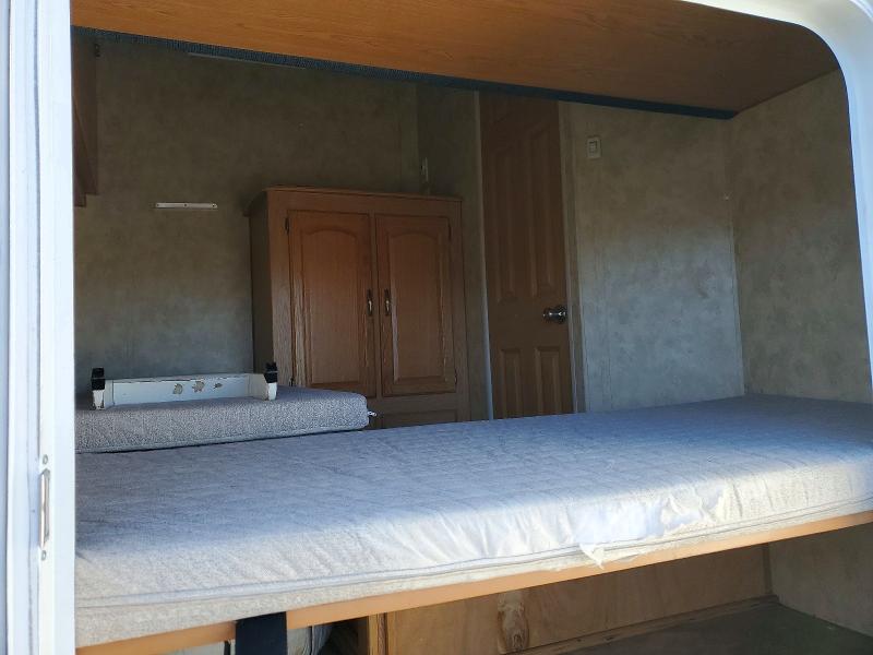 2007 Fleetwood Trailer მანქანა იყიდება აუქციონზე, vin: 1ED5B312772321278, აუქციონის ნომერი: 47711436