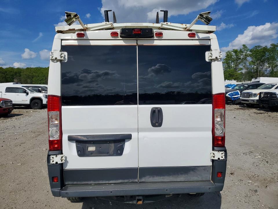 46174076 :رقم المزاد ، 3C6TRVAG1HE544027 vin ، 2017 Ram Promaster 1500 مزاد بيع