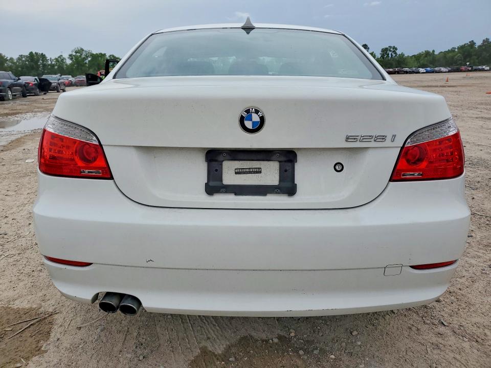 50608266 :رقم المزاد ، WBANU5C50AC460934 vin ، 2010 Bmw 528 مزاد بيع