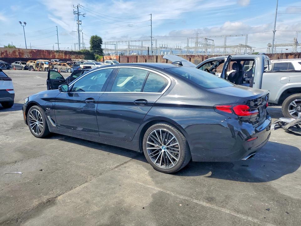 Продажа на аукционе авто 2022 Bmw 530xe, vin: WBA33AG04NCK96143, номер лота: 49123636