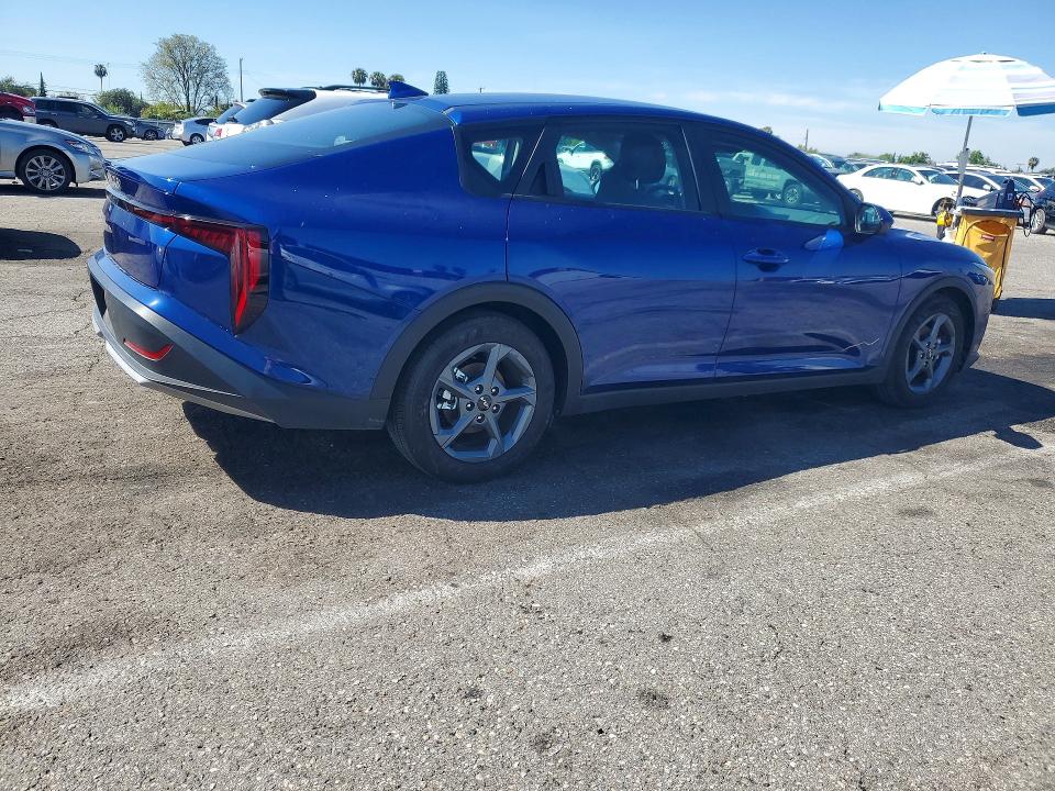 Продаж на аукціоні авто 2025 Kia K4, vin: 3KPFT4DEXSE097748, номер лоту: 49822266