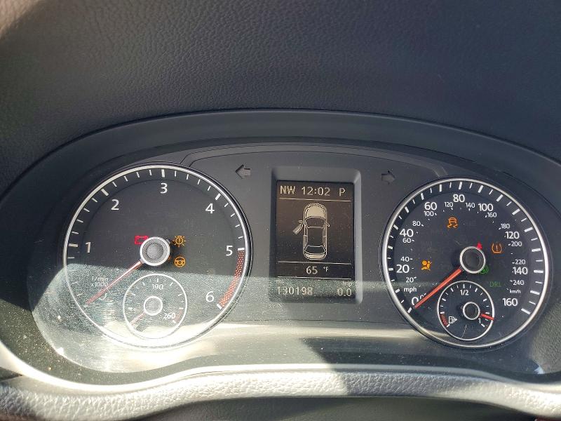 49130476 :رقم المزاد ، 1VWCN7A33DC092092 vin ، 2013 Volkswagen Passat مزاد بيع