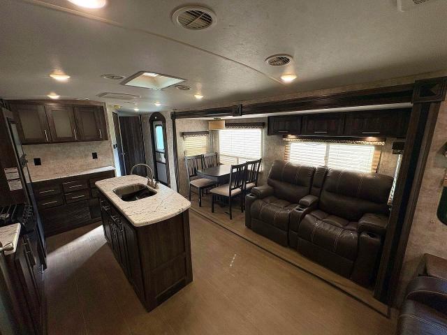 2018 Highland Ridge Open Range Ultra Lite მანქანა იყიდება აუქციონზე, vin: 58TBH0BR1J3UJ3103, აუქციონის ნომერი: 49035256