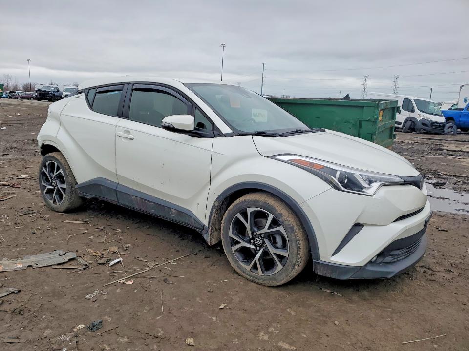 Продажа на аукционе авто 2018 Toyota C-hr, vin: JTNKHMBX6J1004466, номер лота: 47842226