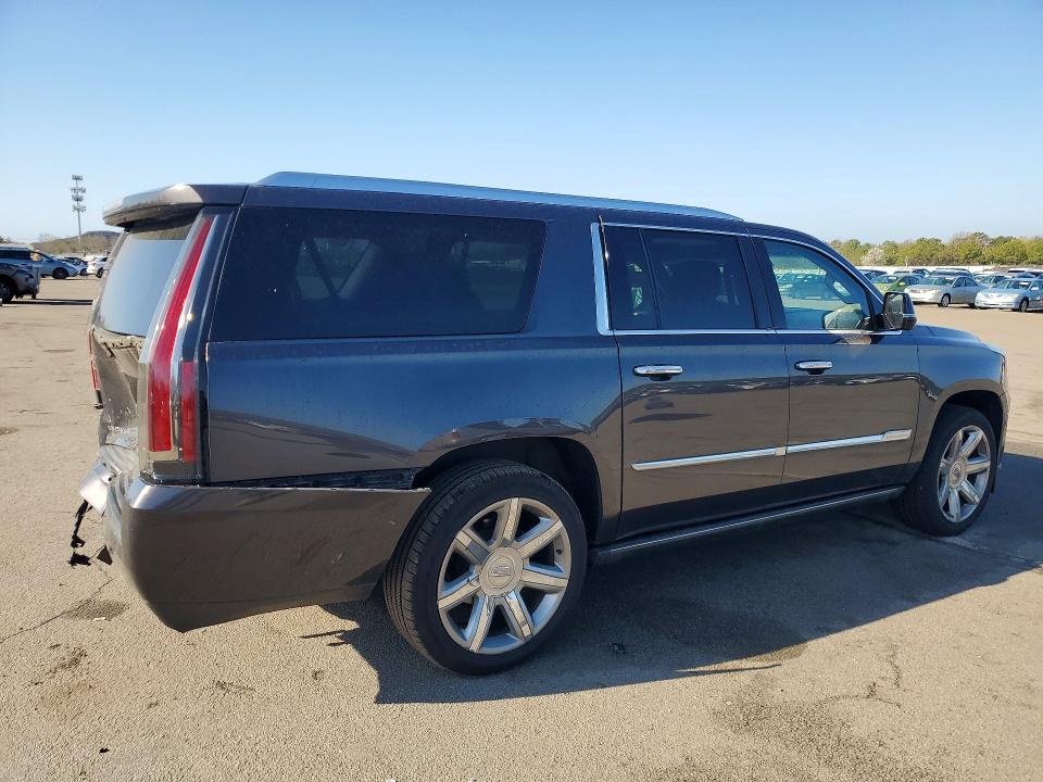 2015 Cadillac Escalade მანქანა იყიდება აუქციონზე, vin: 1GYS4TKJXFR651347, აუქციონის ნომერი: 50814596