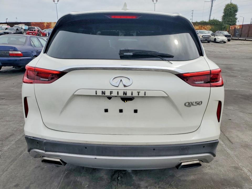49452216 :رقم المزاد ، 3PCAJ5M10KF127370 vin ، 2019 Infiniti Qx50 مزاد بيع