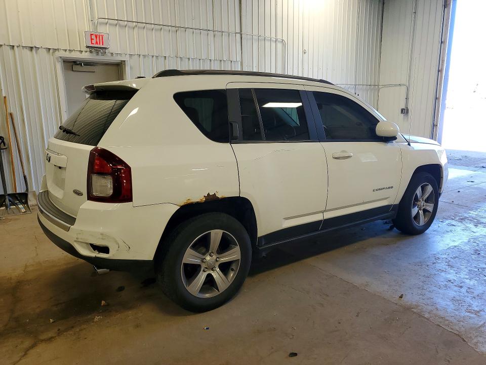 51304306 :رقم المزاد ، 1C4NJDEB3HD193012 vin ، 2017 Jeep Compass مزاد بيع