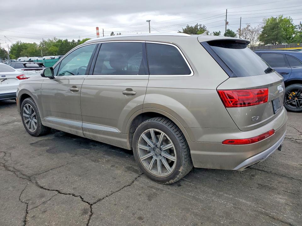 Продажа на аукционе авто 2017 Audi Q7, vin: WA1LAAF75HD050833, номер лота: 51568666