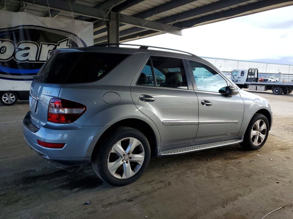 2010 Mercedes-benz Ml მანქანა იყიდება აუქციონზე, vin: 4JGBB2FB2AA535930, აუქციონის ნომერი: 50617186