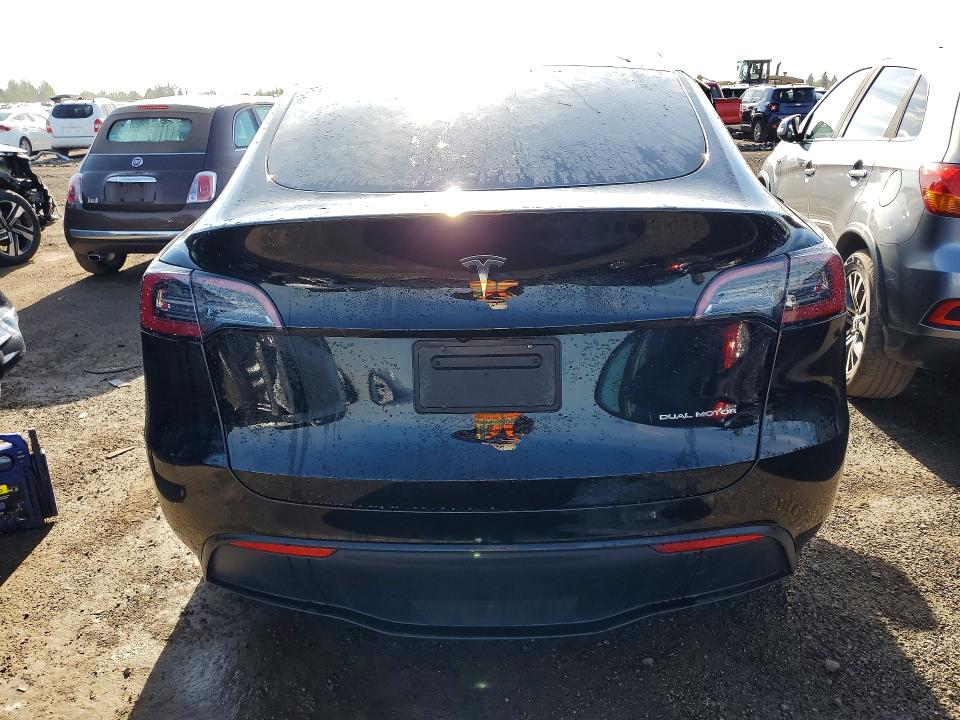 Продаж на аукціоні авто 2023 Tesla Model Y, vin: 7SAYGDEE7PF851088, номер лоту: 49799136