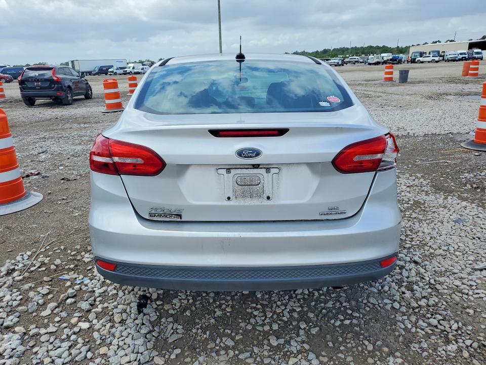 Продажа на аукционе авто 2016 Ford Focus, vin: 1FADP3F20GL348998, номер лота: 49736256