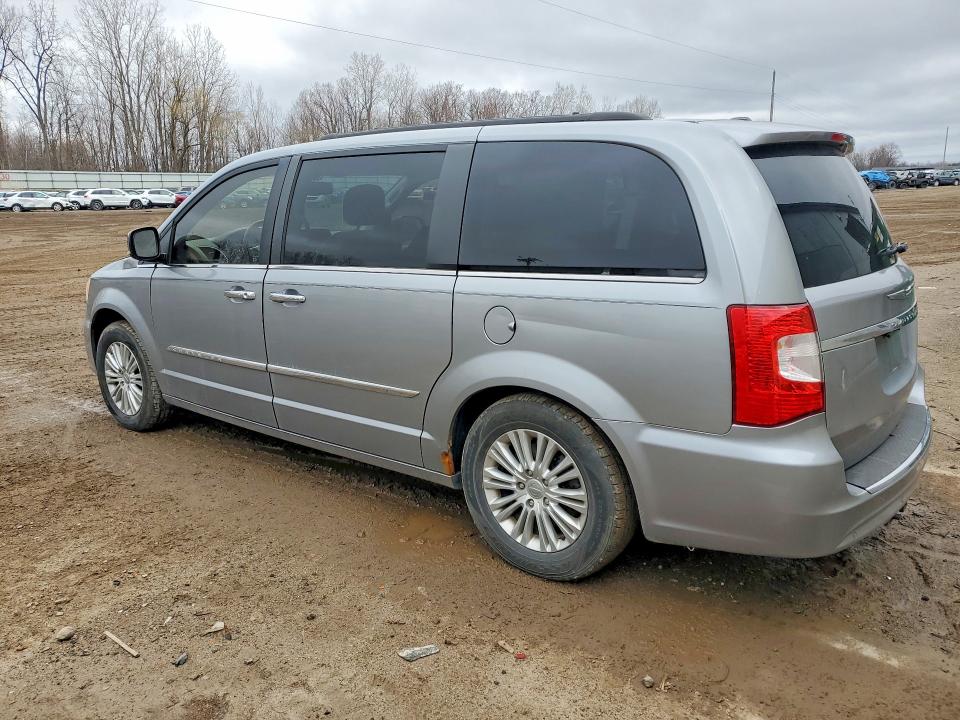 48040676 :رقم المزاد ، 2C4RC1CG0DR659768 vin ، 2013 Chrysler Town & Country مزاد بيع
