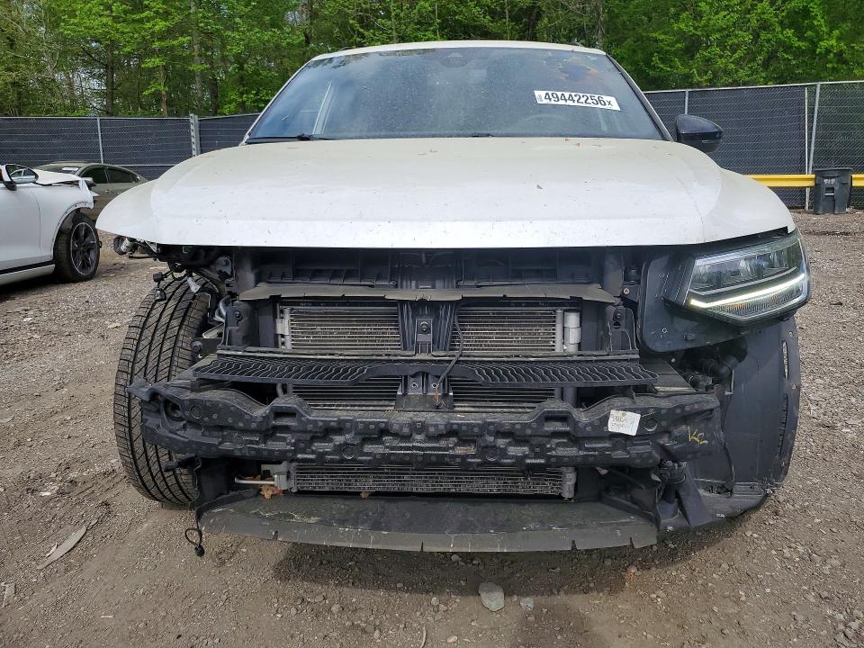 Продажа на аукционе авто 2022 Volkswagen Tiguan, vin: 3VVCB7AX0NM090879, номер лота: 49442256