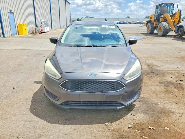48795216 :رقم المزاد ، 1FADP3E26FL271313 vin ، 2015 Ford Focus مزاد بيع