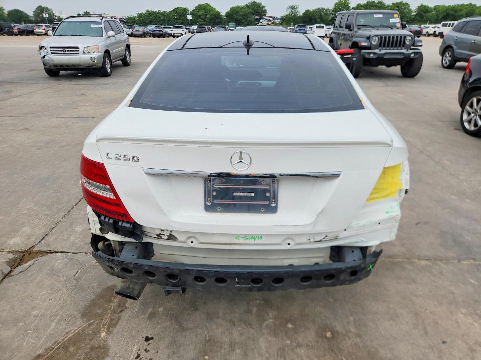 2014 Mercedes-benz C მანქანა იყიდება აუქციონზე, vin: WDDGJ4HB0EG265790, აუქციონის ნომერი: 50560686