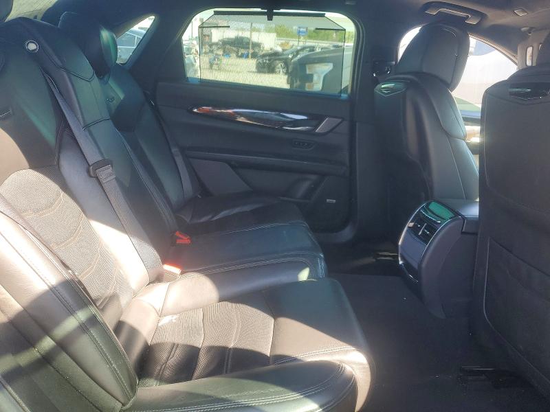 49061566 :رقم المزاد ، 1G6KT5R66KU125314 vin ، 2019 Cadillac Ct6 مزاد بيع