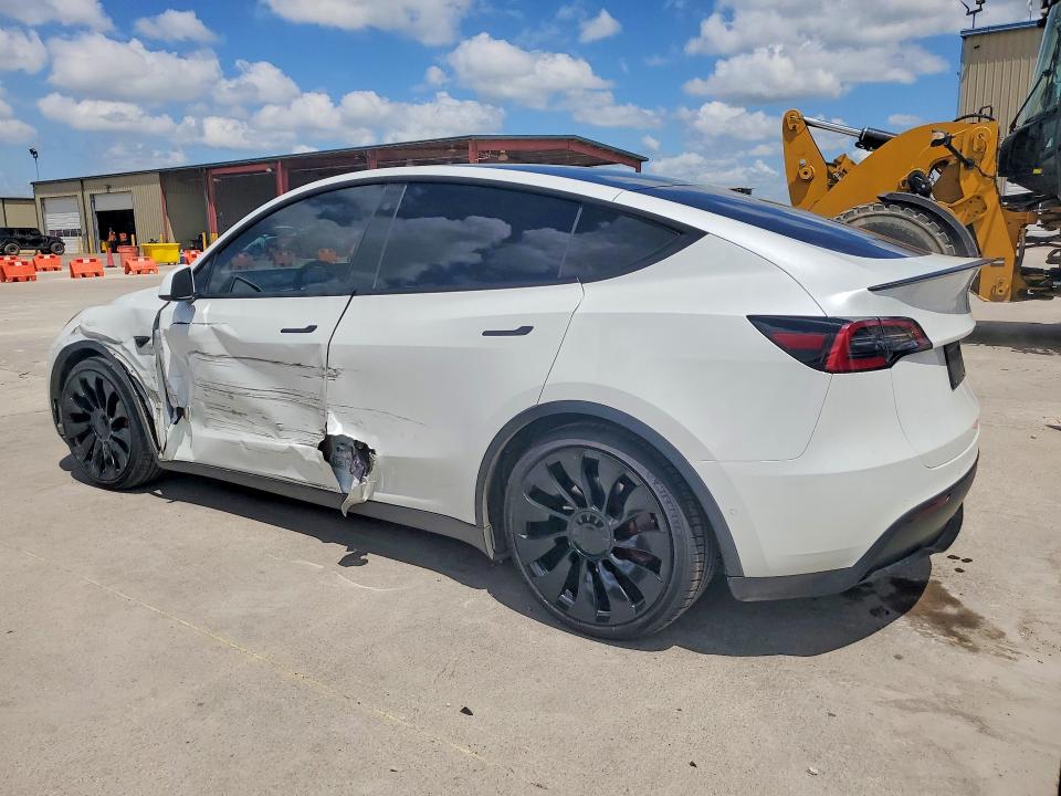 49133746 :رقم المزاد ، 7SAYGDEF3NF539534 vin ، 2022 Tesla Model Y مزاد بيع