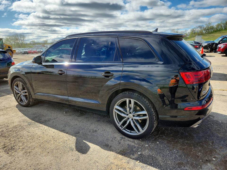 Продаж на аукціоні авто 2017 Audi Q7, vin: WA1LAAF72HD040440, номер лоту: 51680546