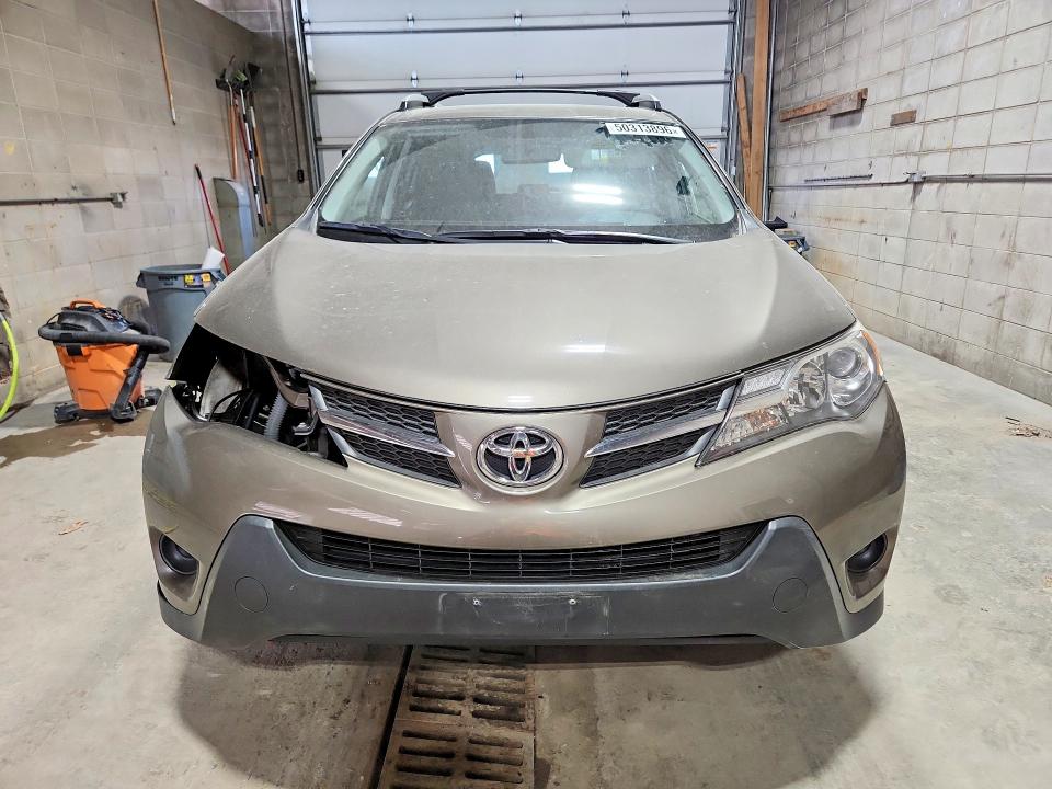 Продаж на аукціоні авто 2015 Toyota Rav4, vin: JTMBFREV2FD119296, номер лоту: 50313896