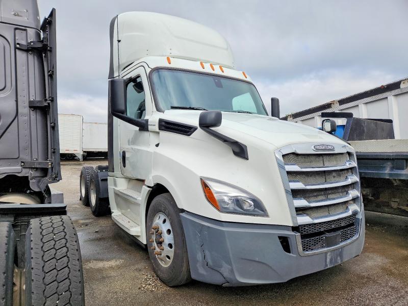 Продажа на аукционе авто 2019 Freigliner Cascadia 126, vin: 3AKJHLDR0KSKY2355, номер лота: 50472166