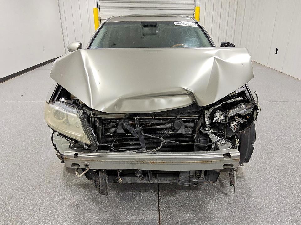 50291716 :رقم المزاد ، JTHBW1GG4F2095707 vin ، 2015 Lexus Es 300h مزاد بيع