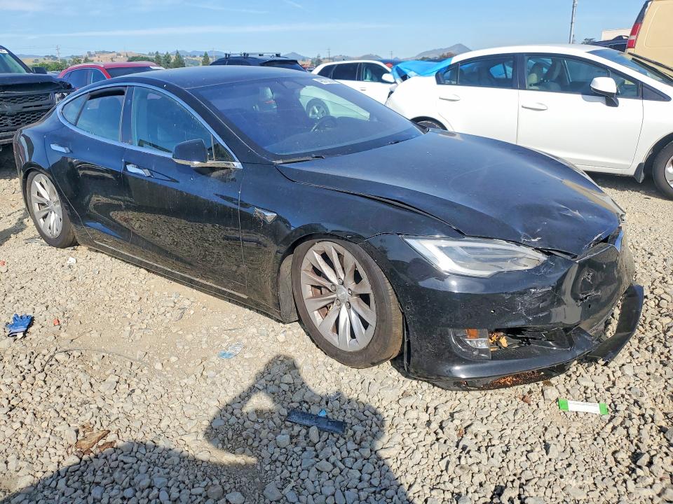 2018 Tesla Model S მანქანა იყიდება აუქციონზე, vin: 5YJSA1E24JF249099, აუქციონის ნომერი: 48878226
