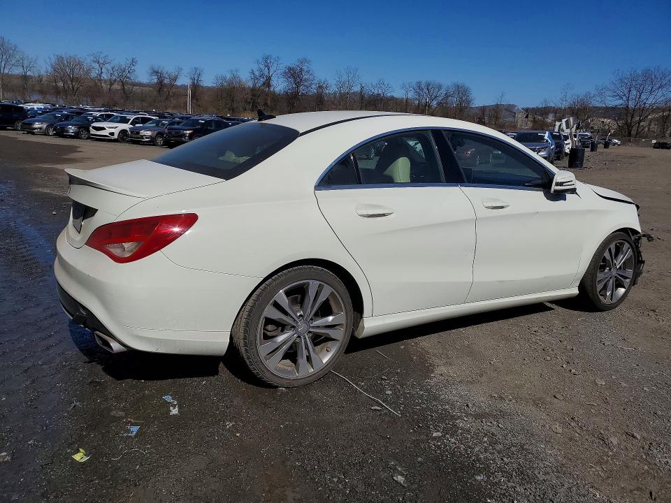 48640066 :رقم المزاد ، WDDSJ4EBXFN236292 vin ، 2015 Mercedes-benz Cla مزاد بيع