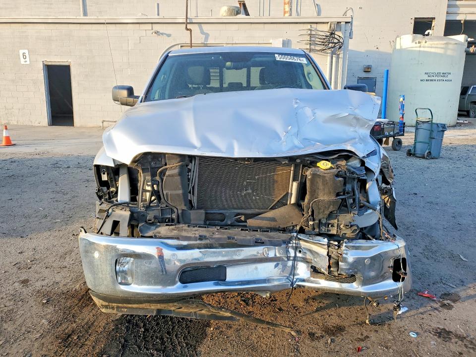 50058676 :رقم المزاد ، 1C6RR7LT9KS559900 vin ، 2019 Ram 1500 Classic مزاد بيع