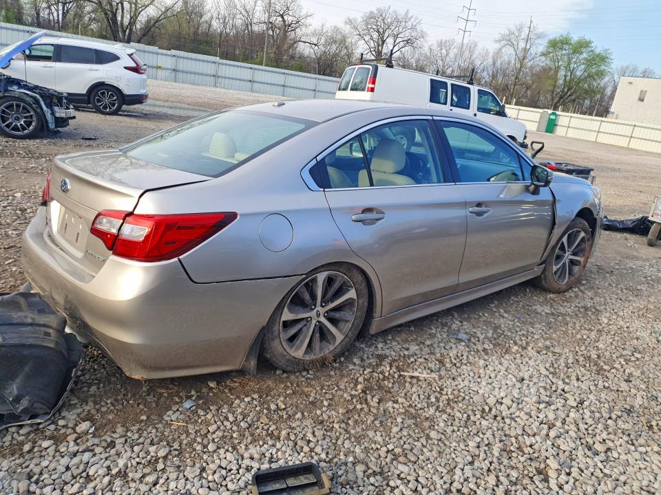 48408636 :رقم المزاد ، 4S3BNBN64F3042908 vin ، 2015 Subaru Legacy مزاد بيع