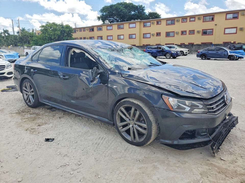 Продажа на аукционе авто 2018 Volkswagen Passat, vin: 1VWAA7A30JC026632, номер лота: 51172476