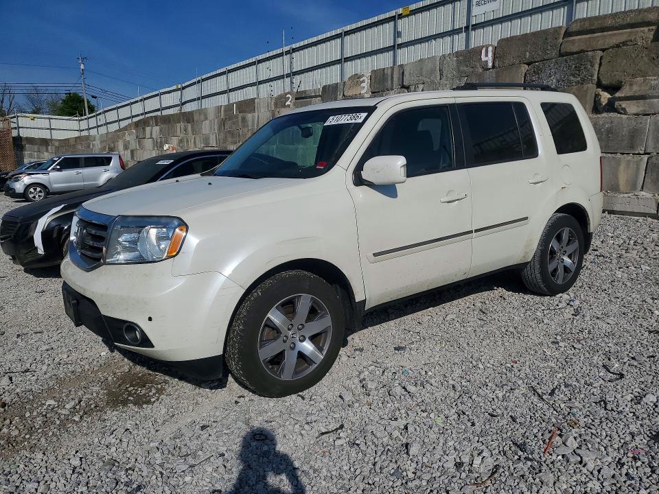 51077386 :رقم المزاد ، 5FNYF4H99FB014064 vin ، 2015 Honda Pilot مزاد بيع
