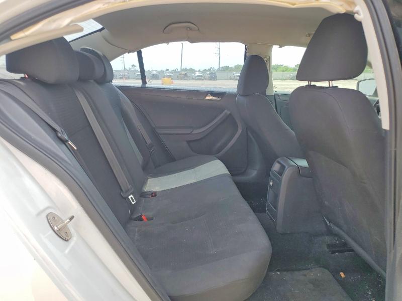 48341206 :رقم المزاد ، 3VW2K7AJ0FM346460 vin ، 2015 Volkswagen Jetta مزاد بيع