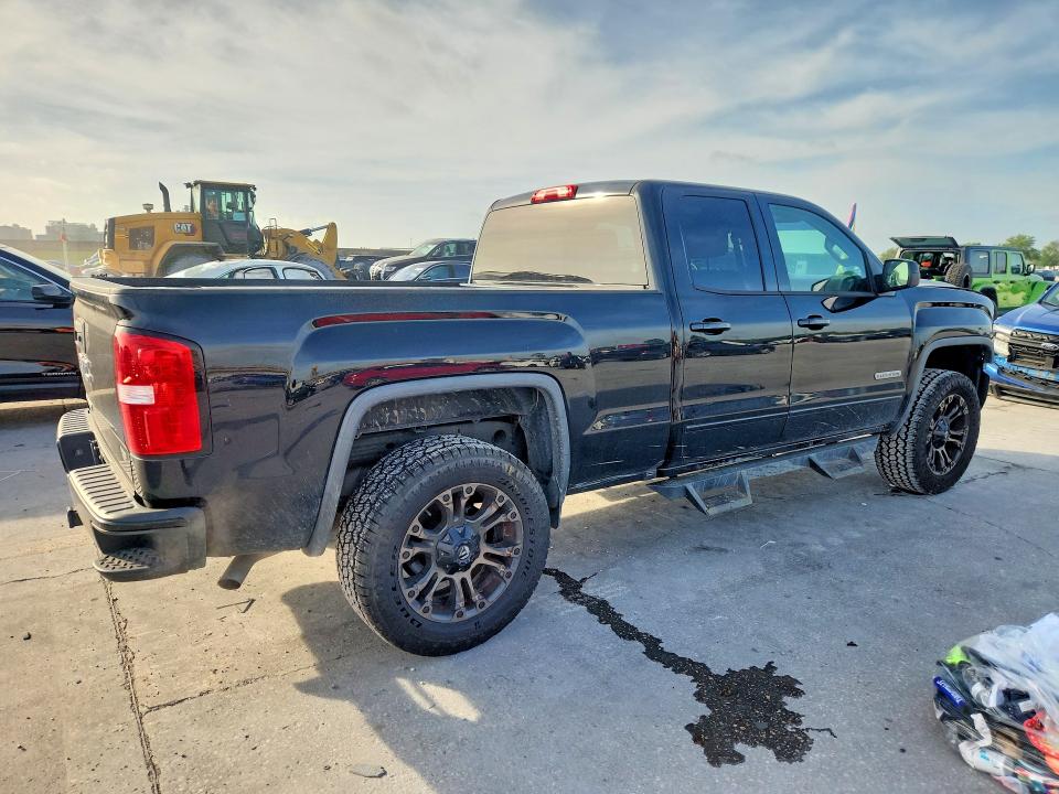 48265906 :رقم المزاد ، 1GTR1LEH9JZ275058 vin ، 2018 Gmc Sierra مزاد بيع