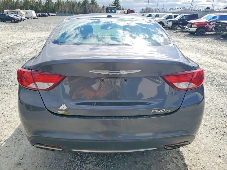 50305926 :رقم المزاد ، 1C3CCCCG6FN703679 vin ، 2015 Chrysler 200 مزاد بيع