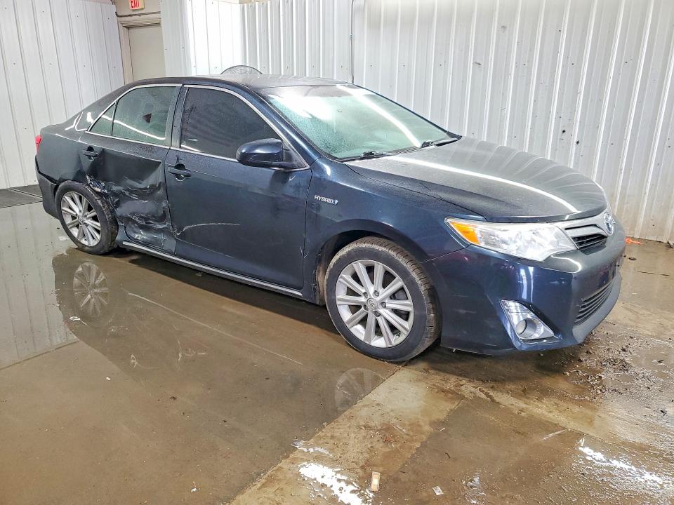 2014 Toyota Camry Hybrid მანქანა იყიდება აუქციონზე, vin: 4T1BD1FK0EU107587, აუქციონის ნომერი: 50237816