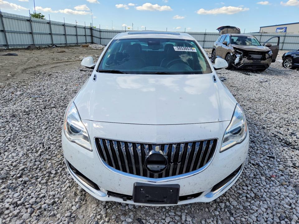 50530576 :رقم المزاد ، 2G4GV5EK9F9173484 vin ، 2015 Buick Regal مزاد بيع