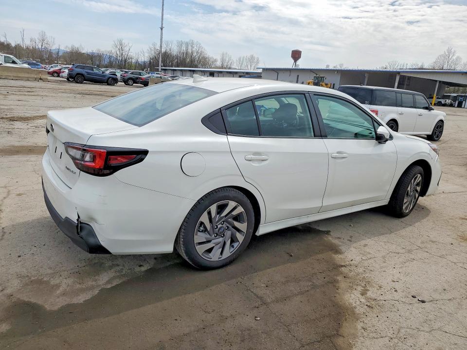 2025 Subaru Legacy მანქანა იყიდება აუქციონზე, vin: 4S3BWAN64S3014978, აუქციონის ნომერი: 49786496