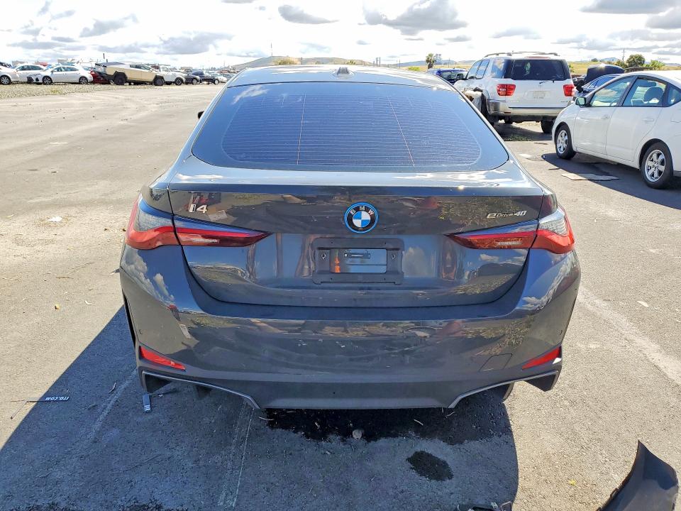 49427326 :رقم المزاد ، WBY23HD08SFU24341 vin ، 2025 Bmw I4 مزاد بيع
