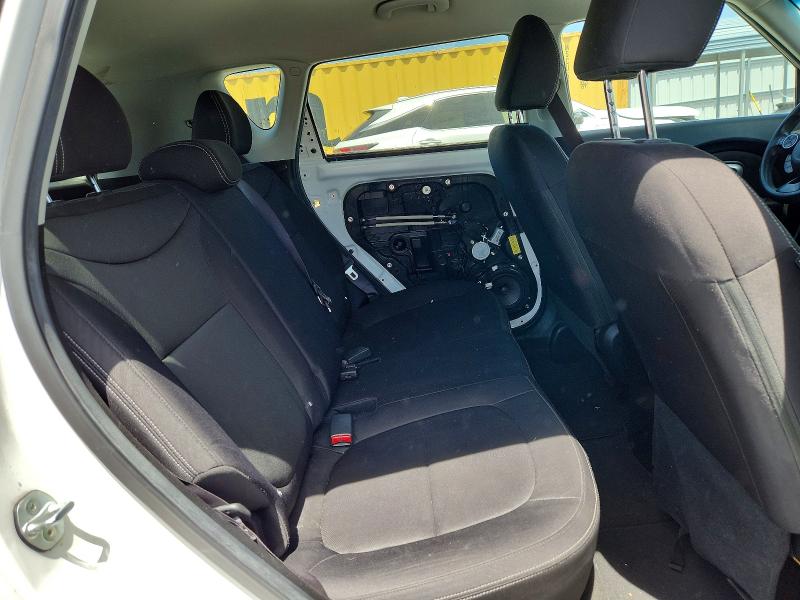 Продаж на аукціоні авто 2015 Kia Soul, vin: KNDJN2A20F7789686, номер лоту: 51020826