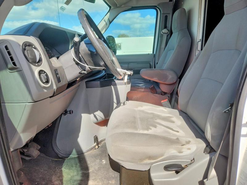 50439786 :رقم المزاد ، 1FDWE3F64HDC68140 vin ، 2017 Ford Econoline E350 مزاد بيع